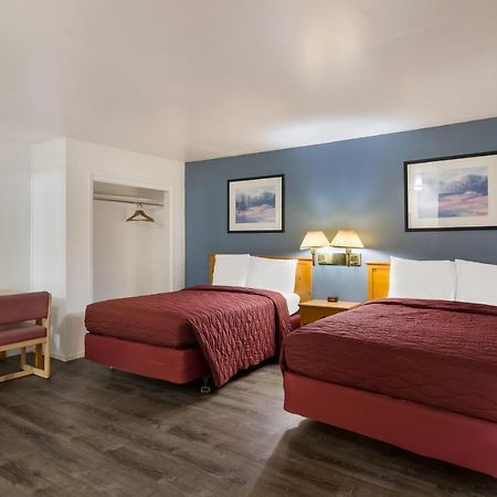 Rodeway Inn & Suites Sidney Historic Downtown I-80 المظهر الخارجي الصورة