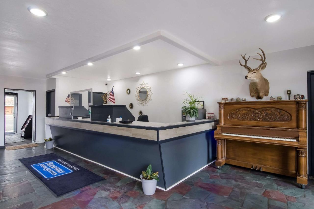 Rodeway Inn & Suites Sidney Historic Downtown I-80 المظهر الخارجي الصورة
