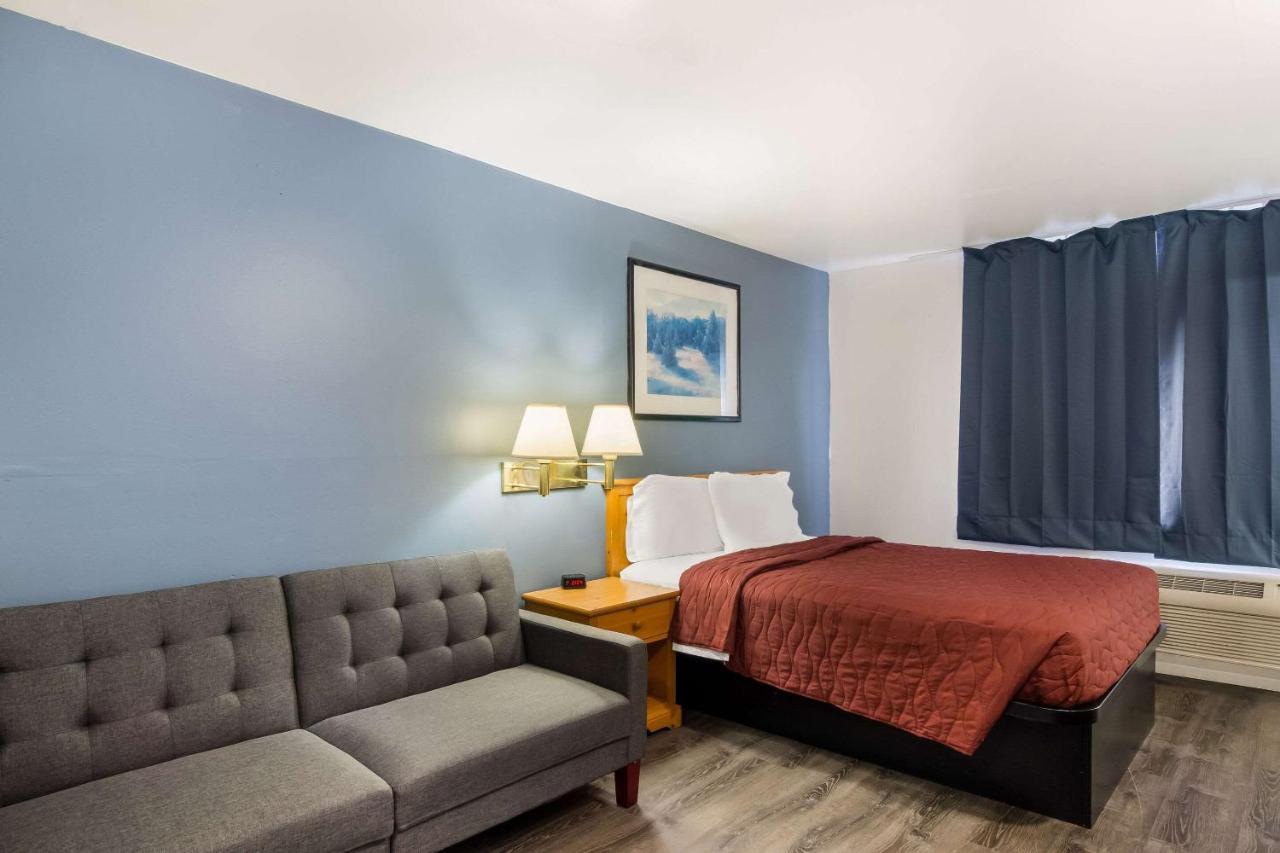 Rodeway Inn & Suites Sidney Historic Downtown I-80 المظهر الخارجي الصورة